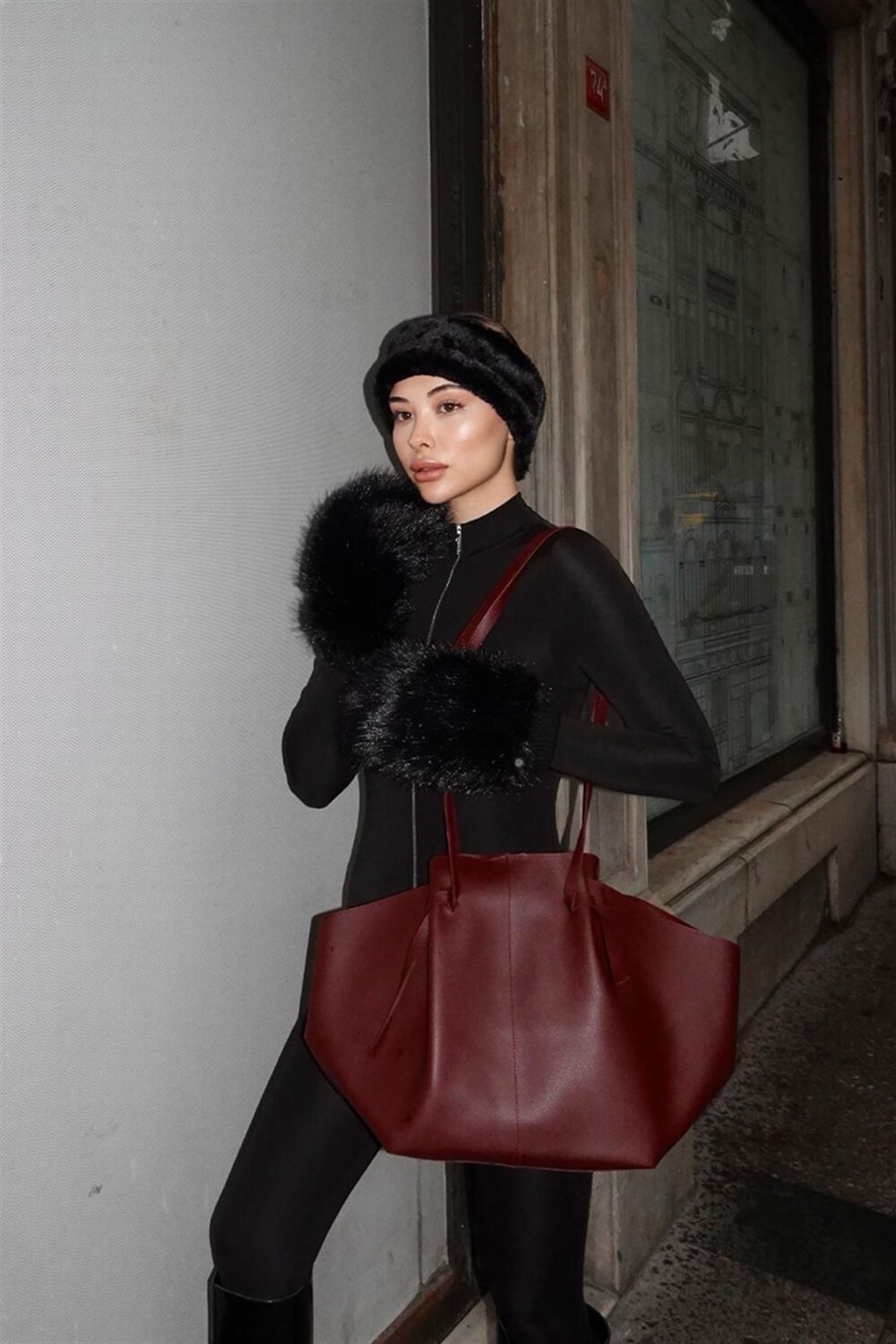 Moss Bordeaux