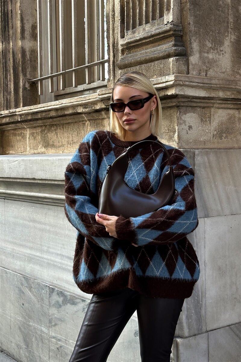 Sky Brown - Image 2