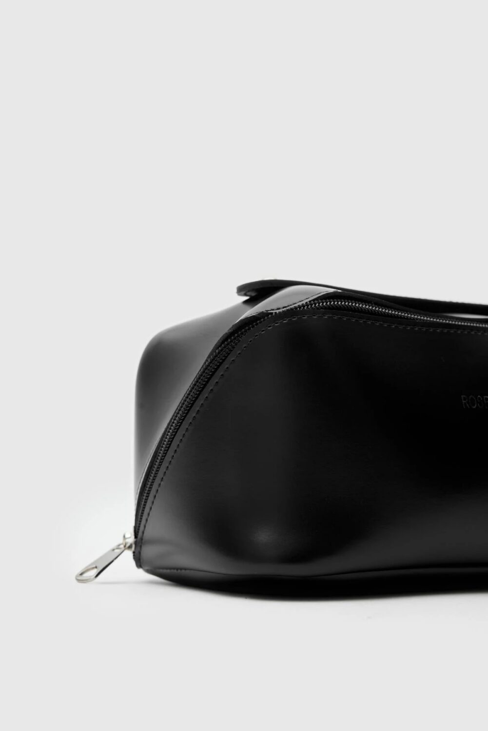 Bobby Premium Black