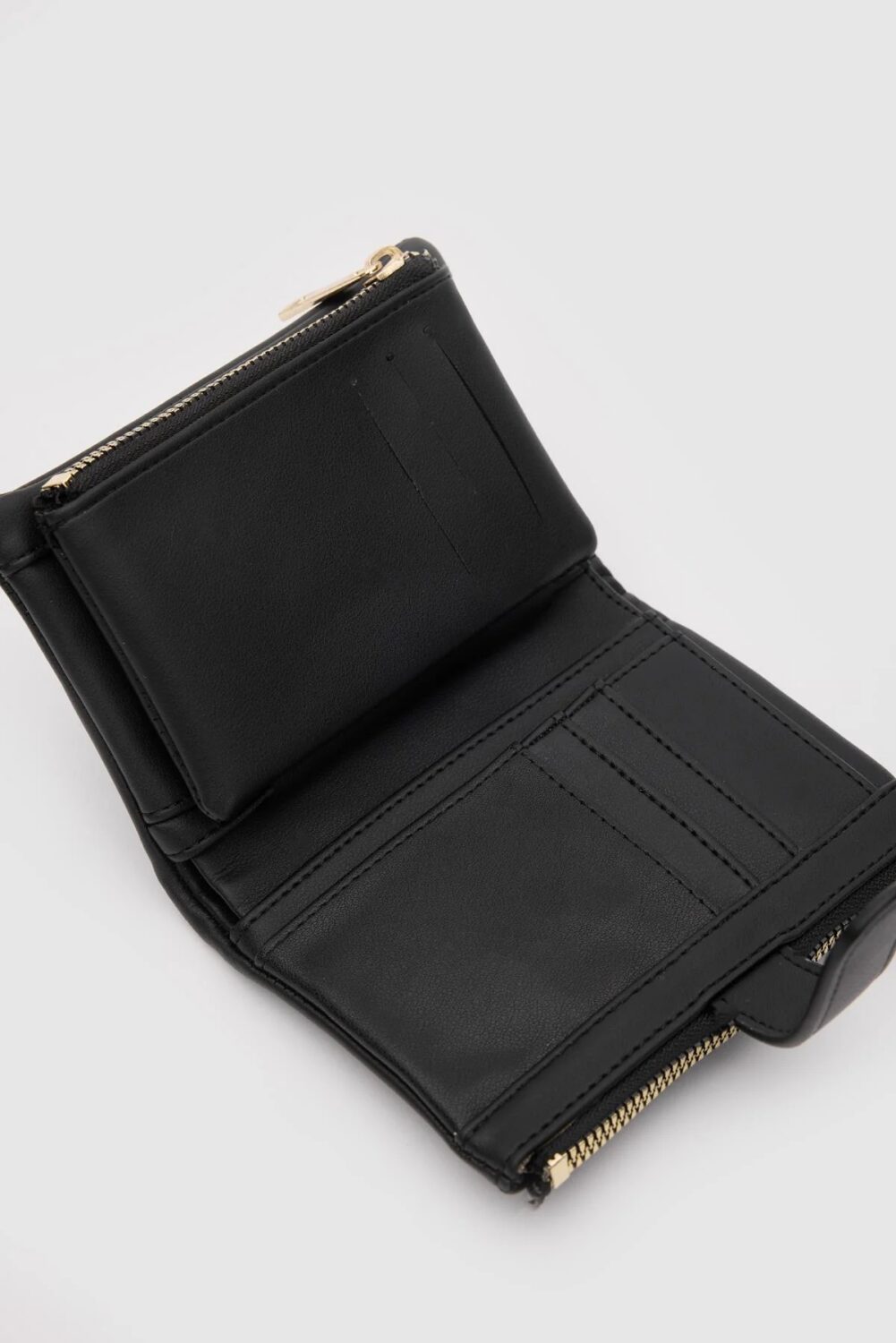 Kei Premium Black Purse
