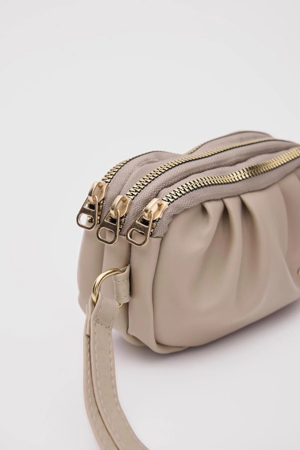 Aura Beige Purse