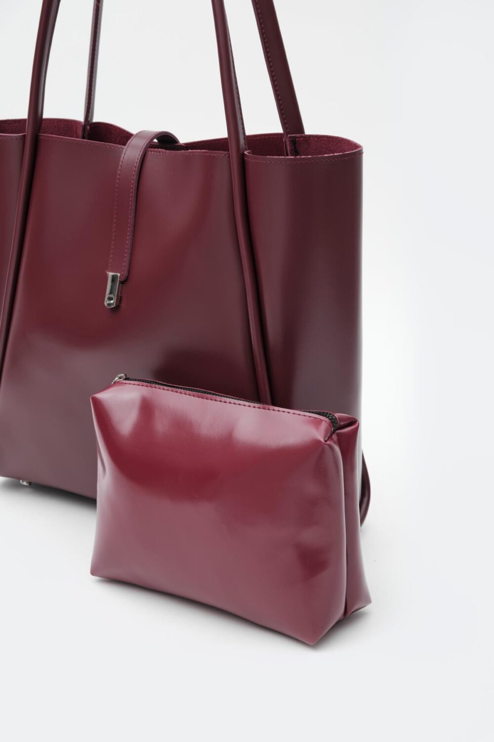 Chester Bordeaux + Purse