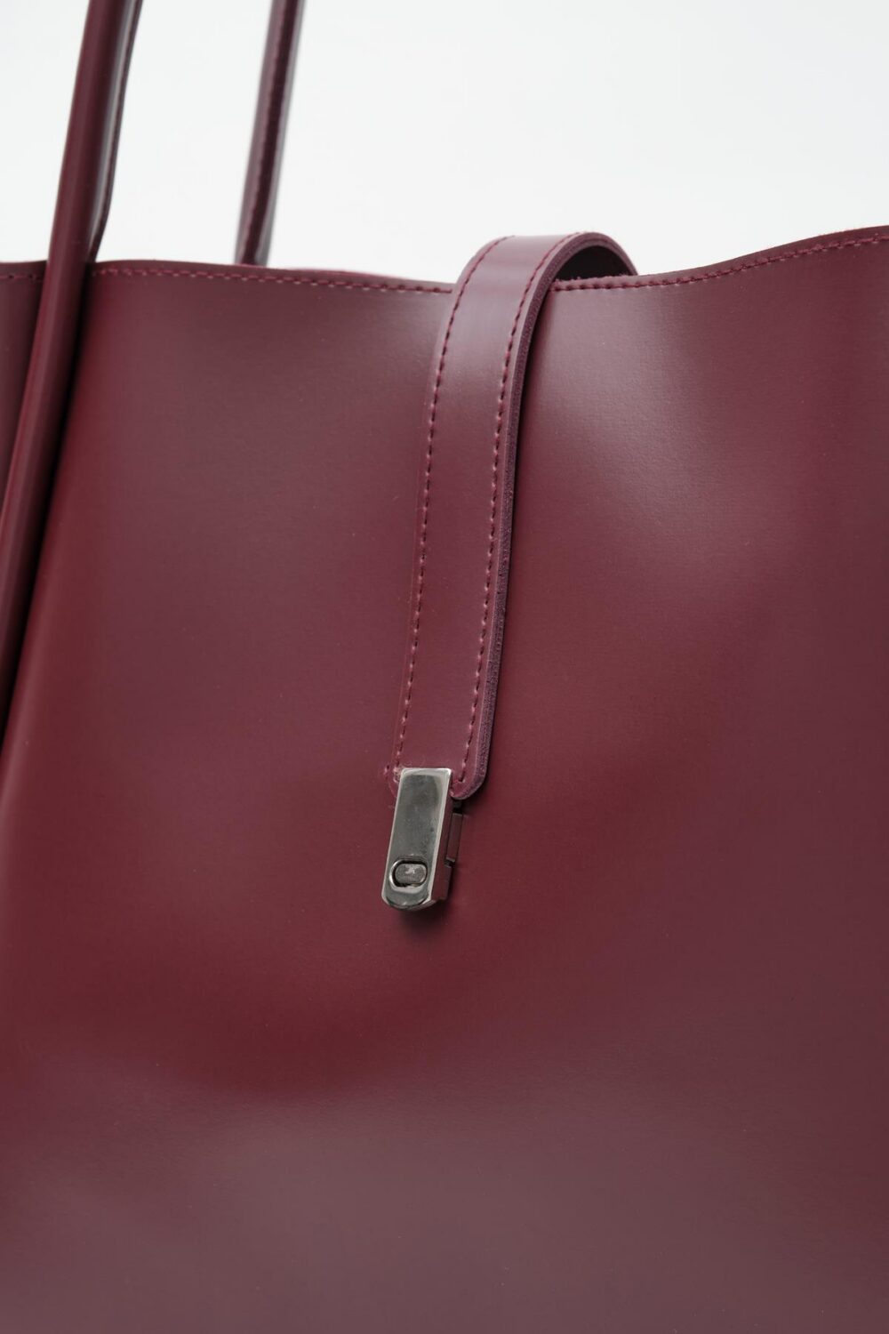 Chester Bordeaux + Purse