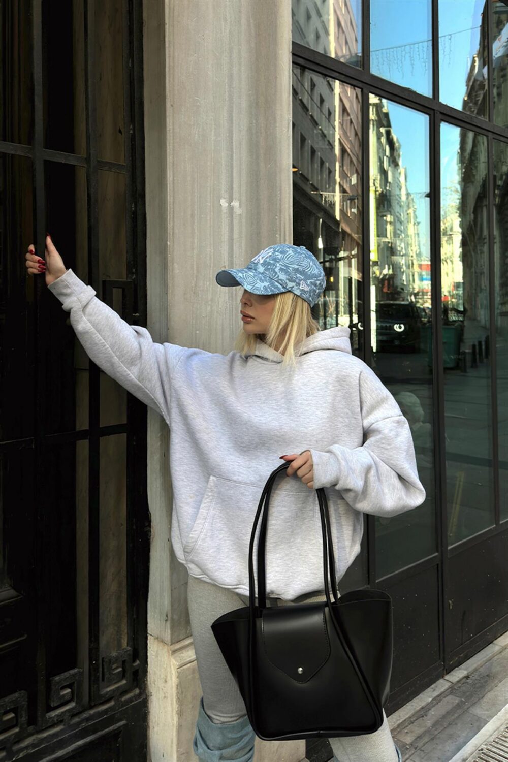 Petra Black + Purse