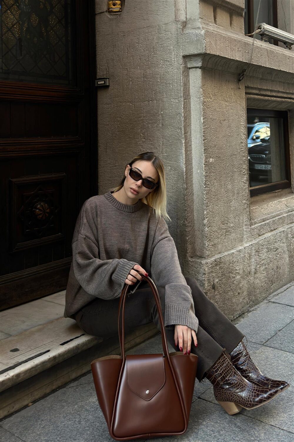 Petra Chestnut Brown + Purse