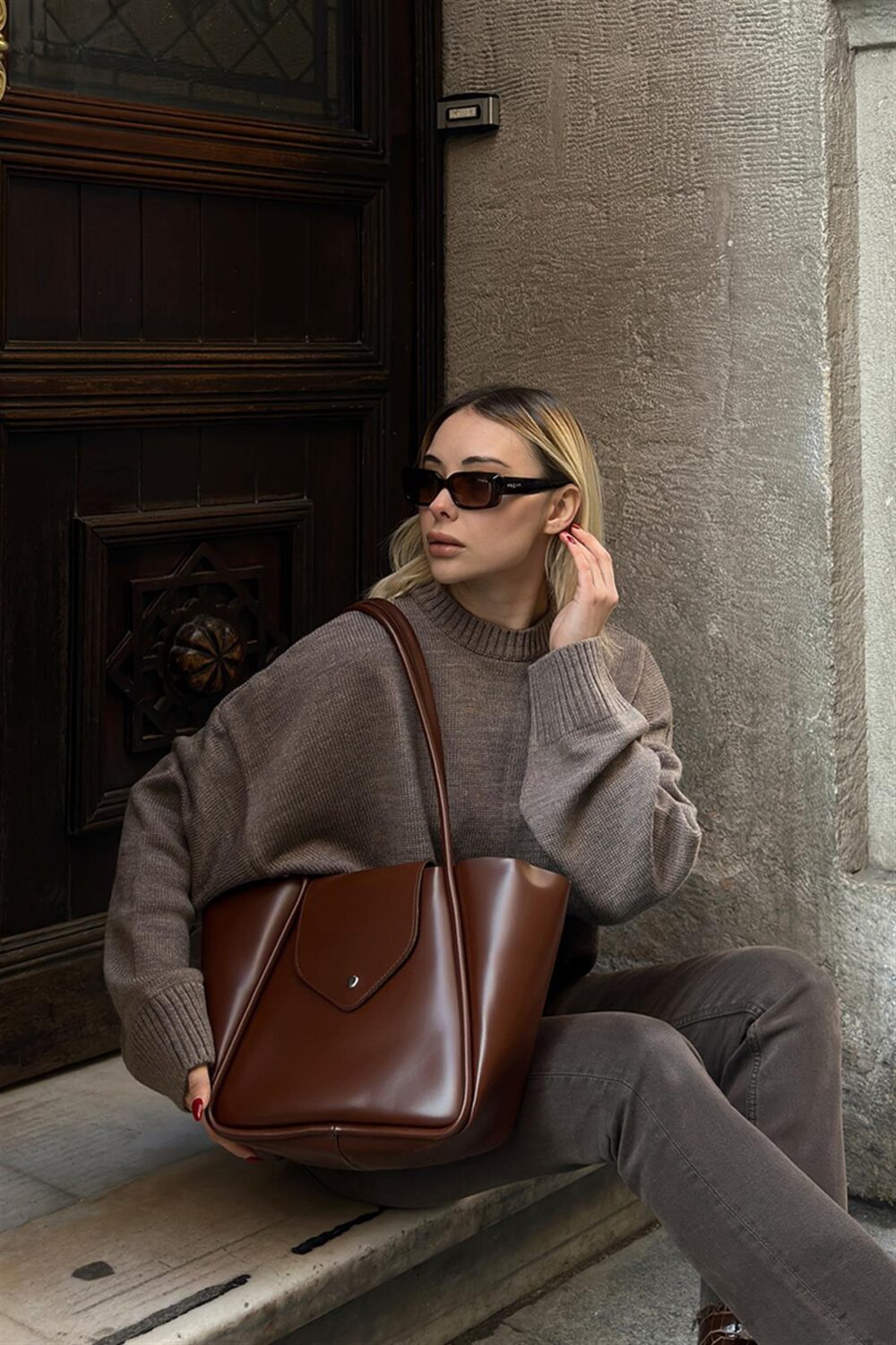 Petra Chestnut Brown + Purse