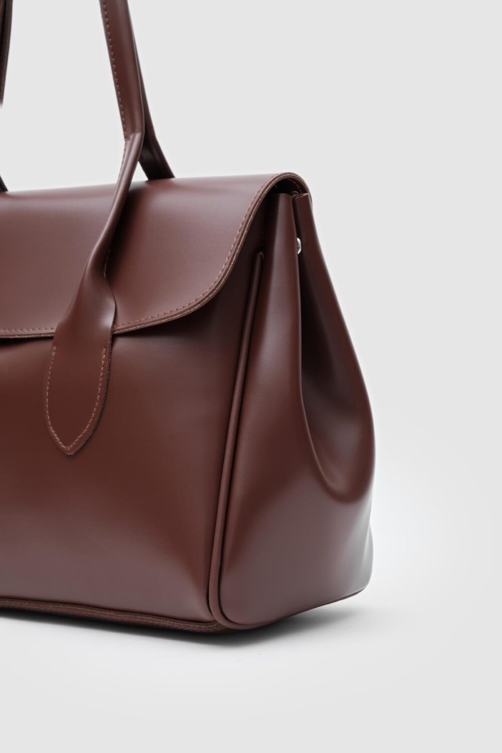 Lonn Chestnut Brown