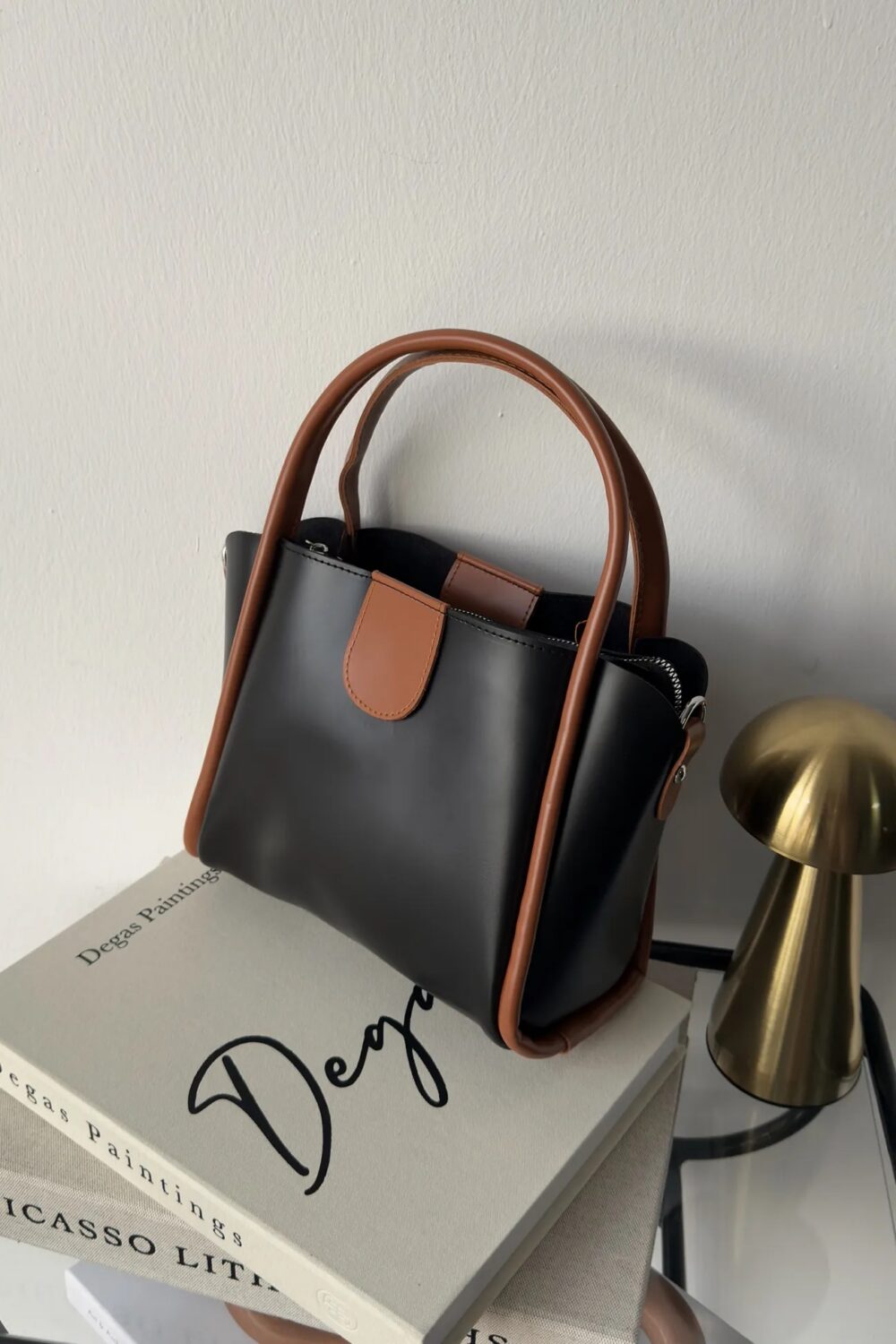 Beca Black & Havane + Purse