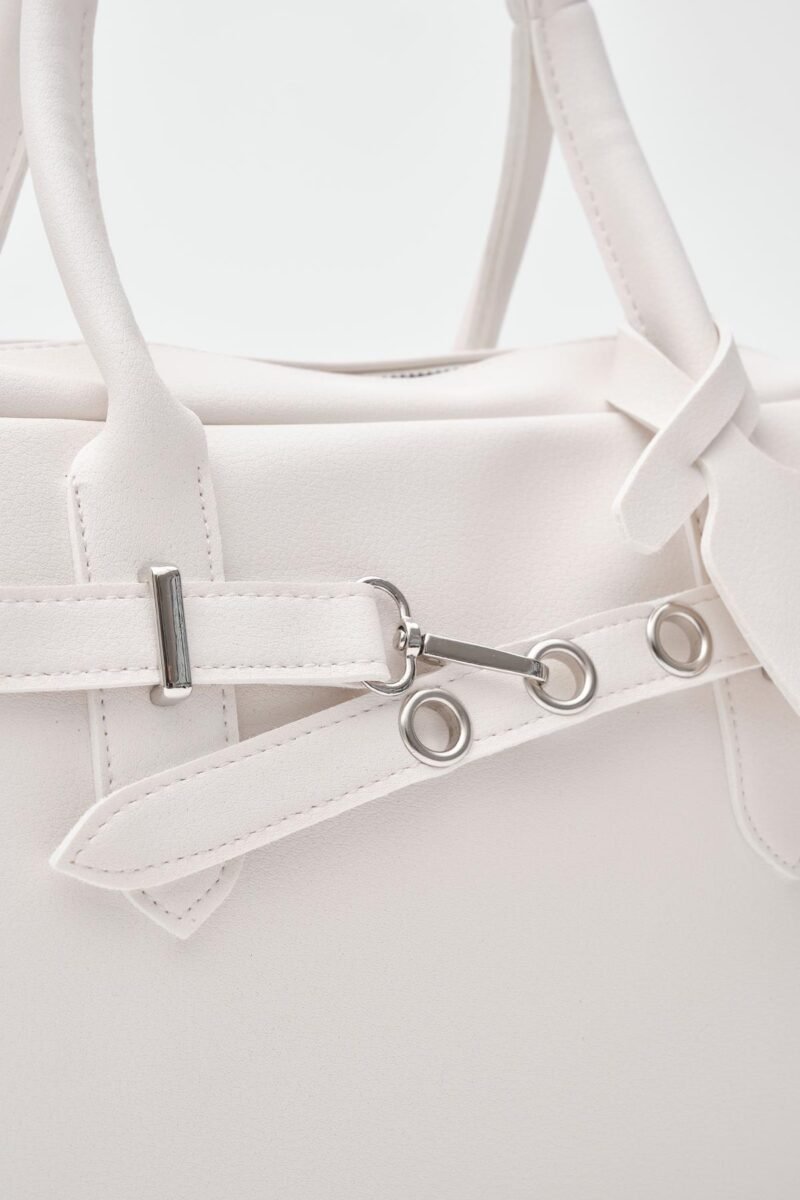 Bomhold Cream - Image 3