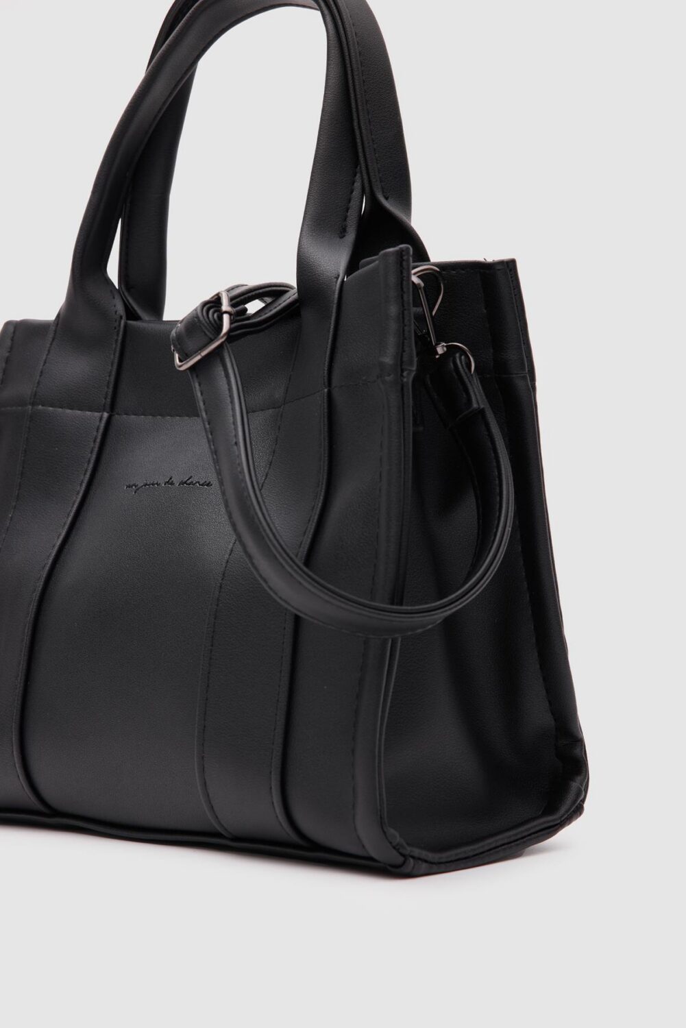Bain Black