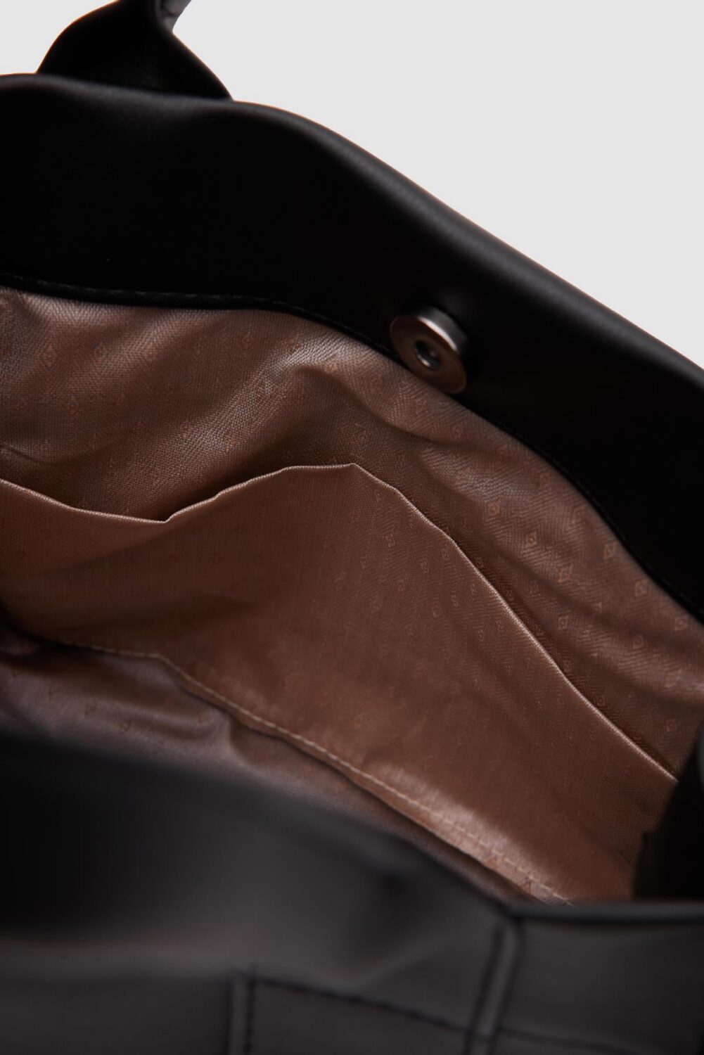Bain Black