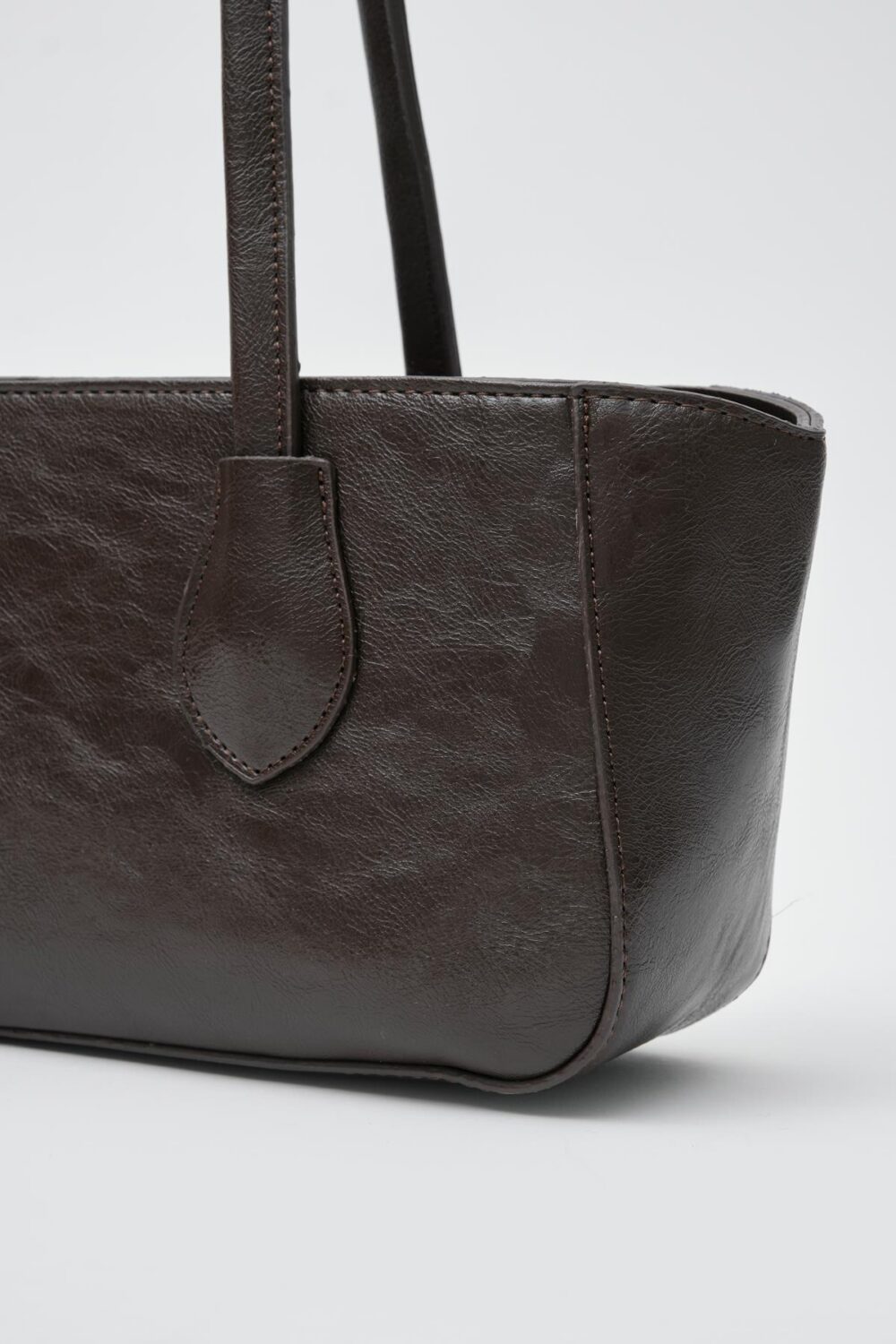 Lea Leather Brown