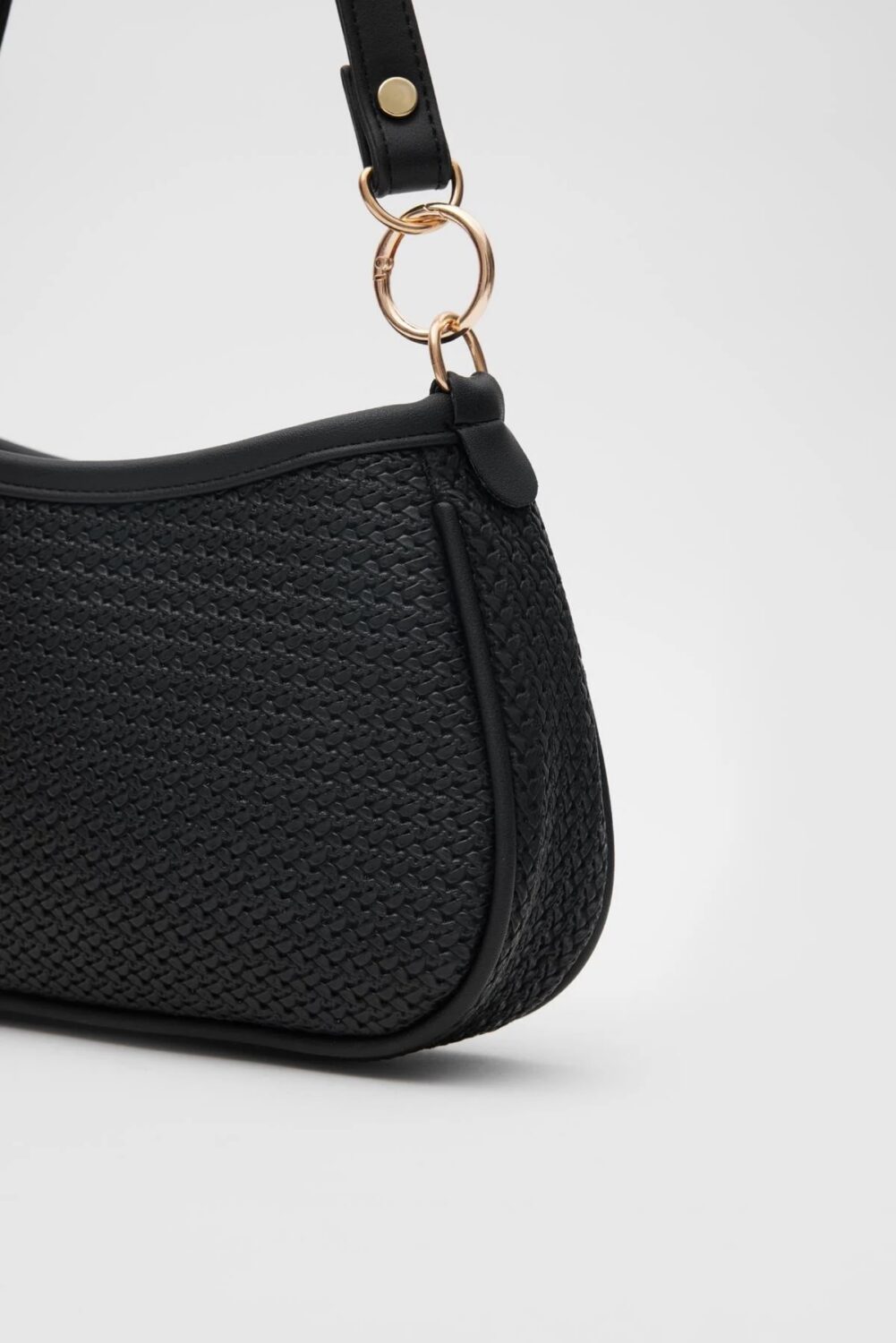Farme Canvas Black