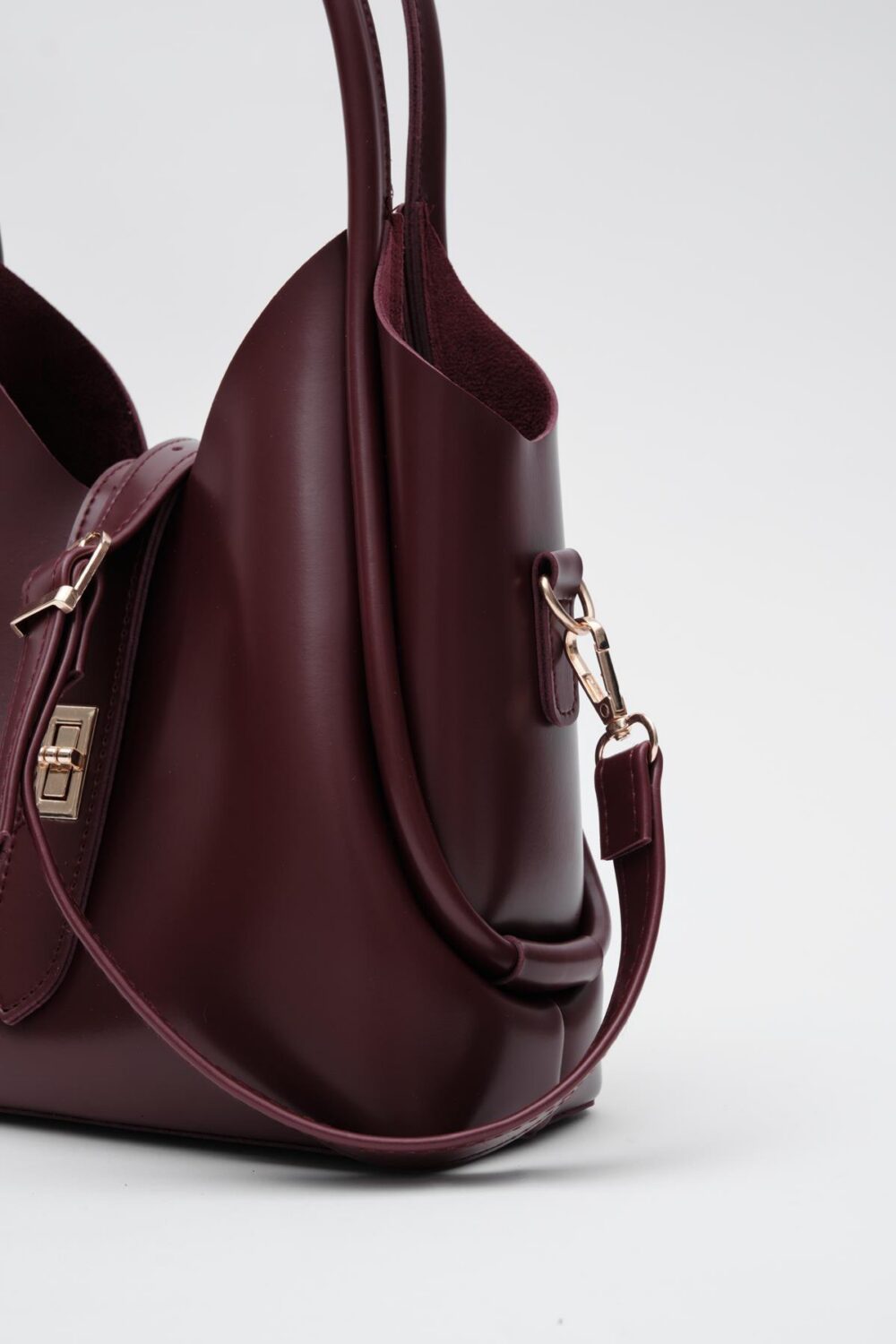 Cindy Bordeaux + Purse