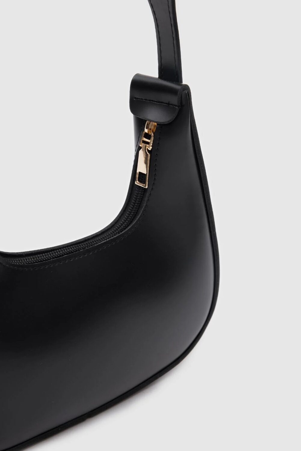 Gisou Black