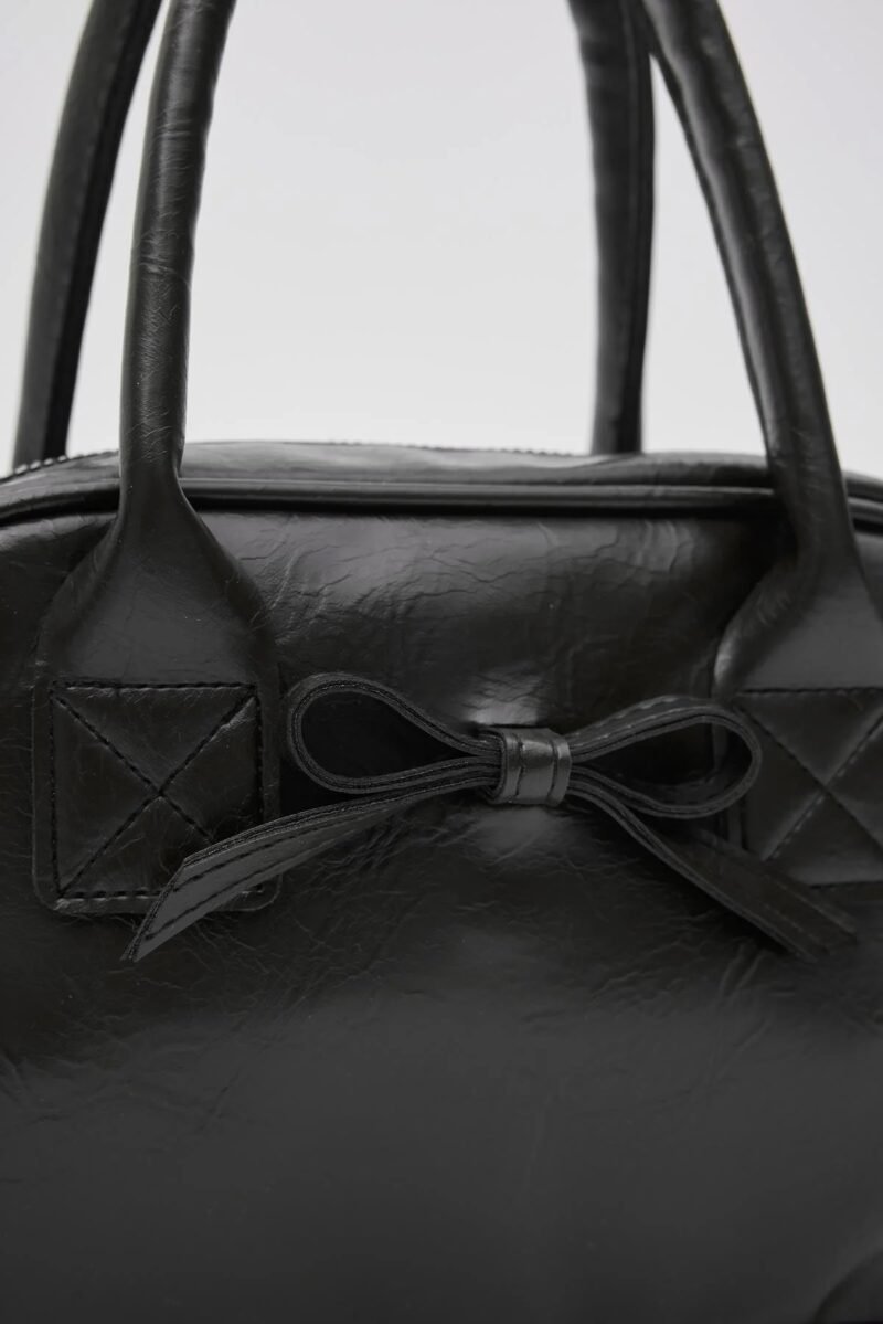 Perfect Black - Image 2