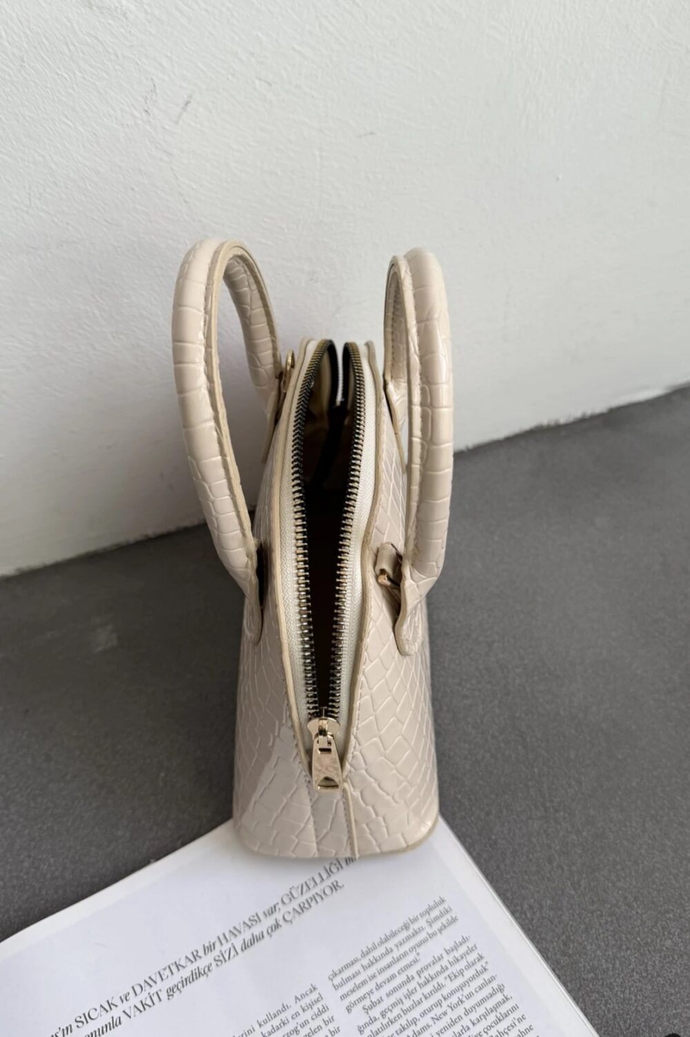 Darla Patterned Beige