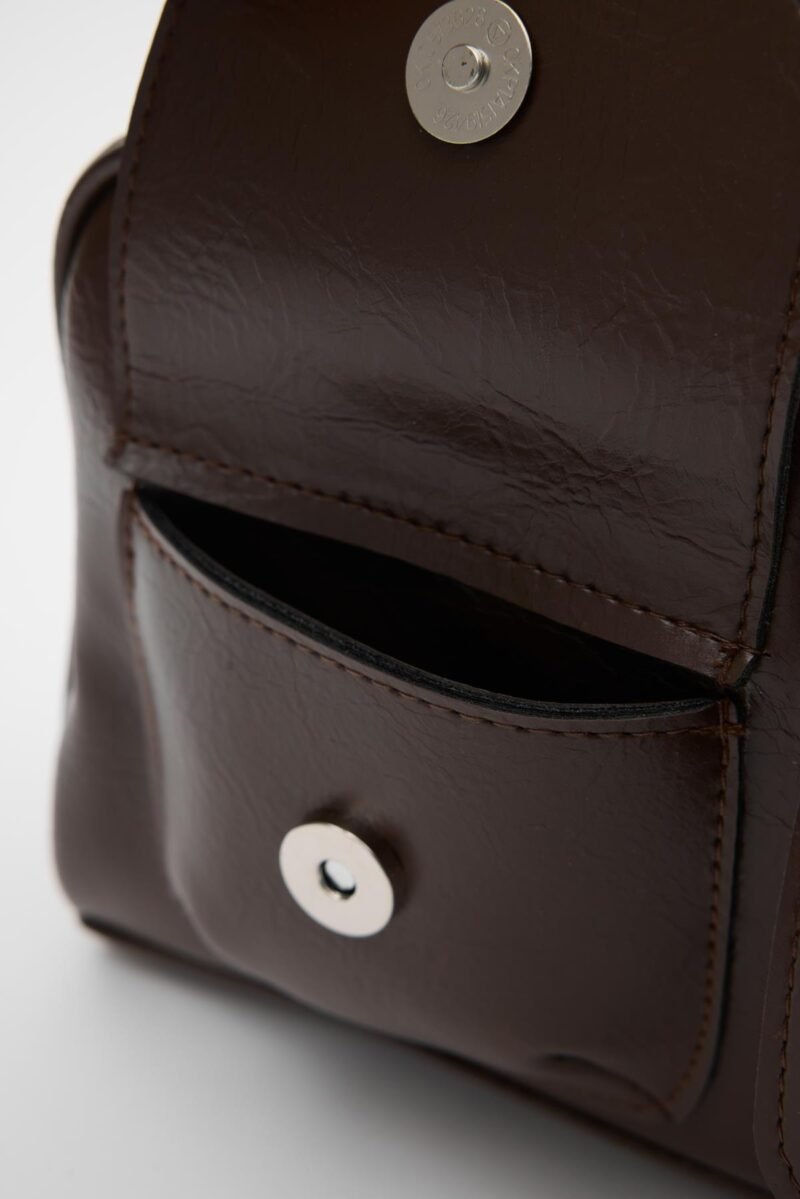 Bei Brown - Image 6