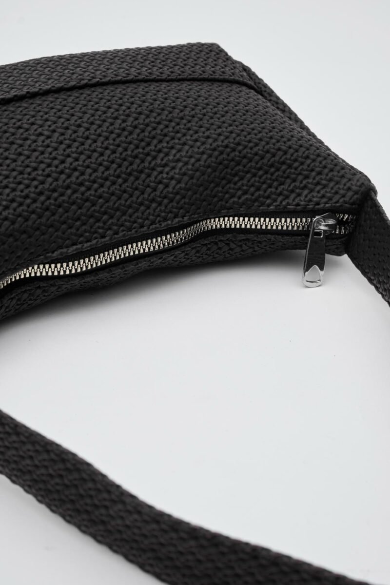 Casper Black - Image 4