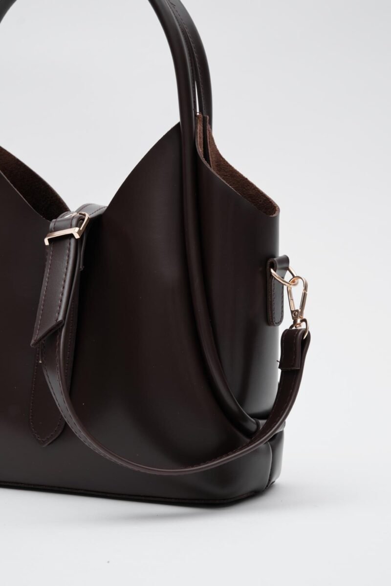Cindy Brown + Purse - Image 5