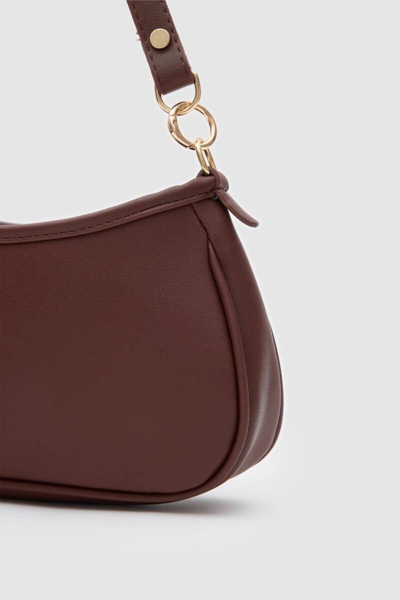 Farme Brown - Image 5