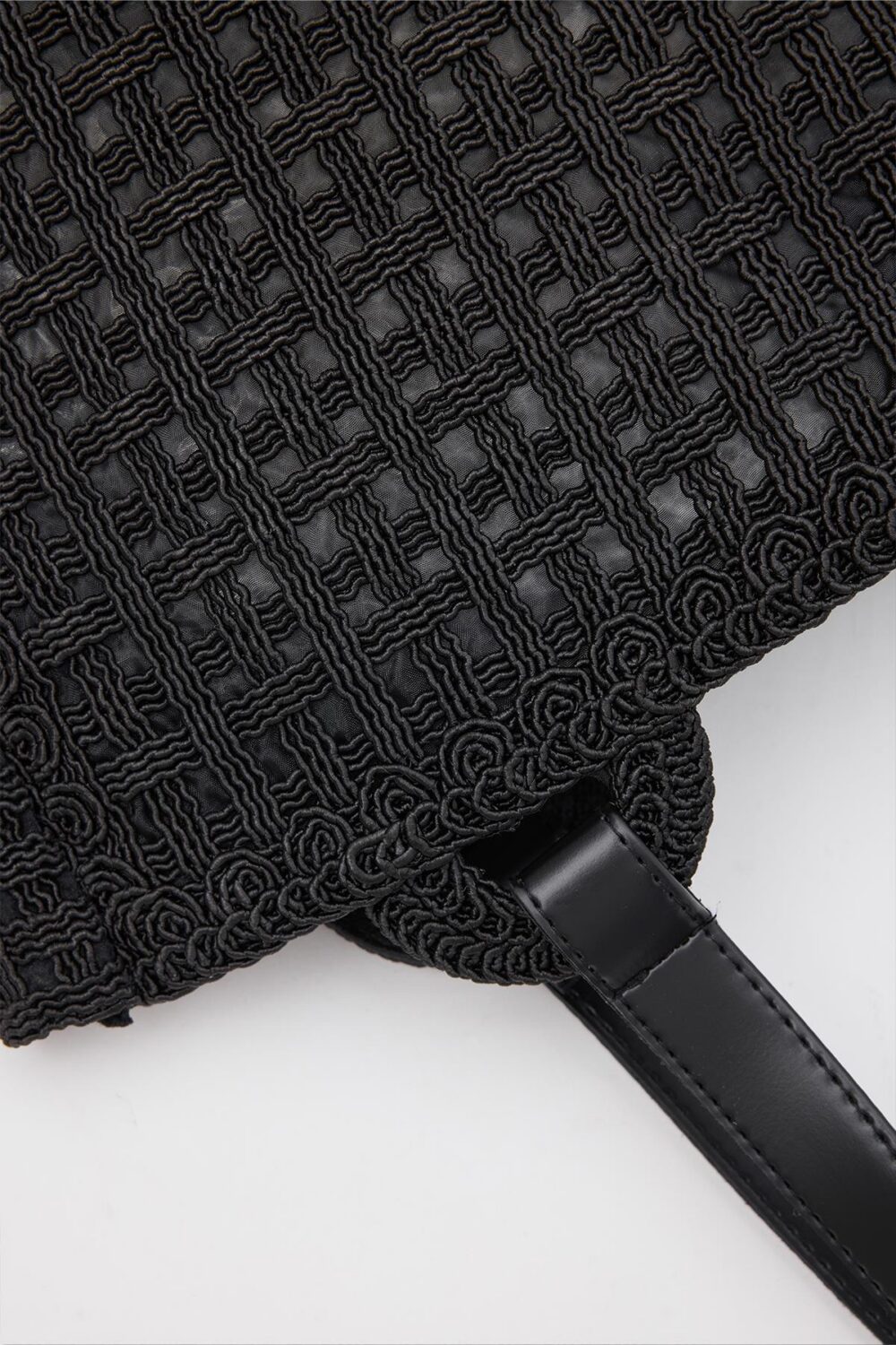 Myra XL Black
