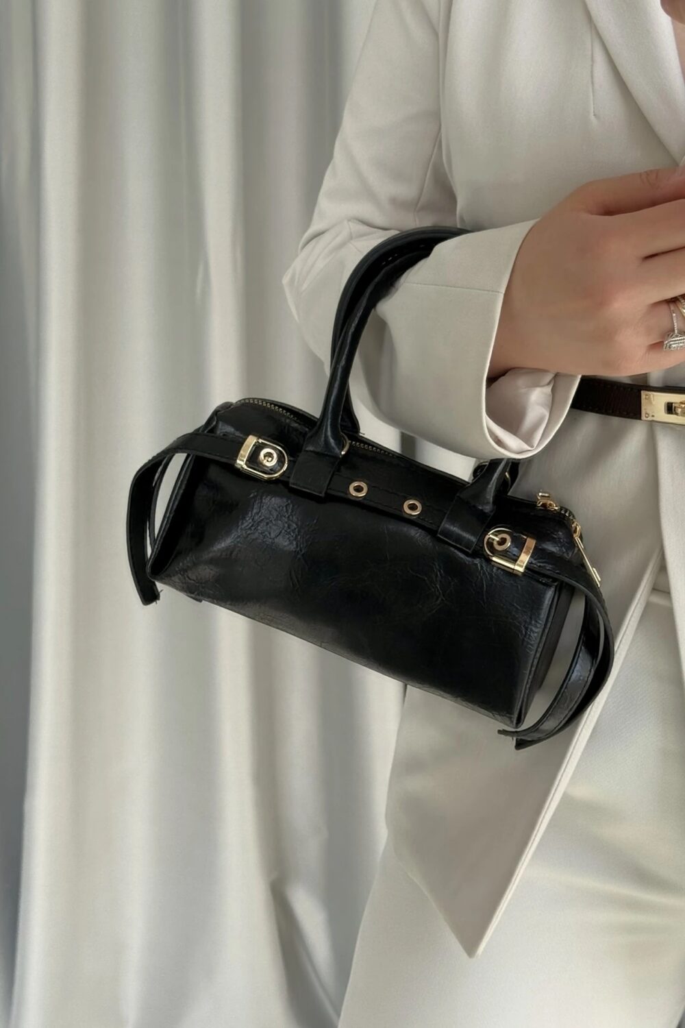 Loop Black