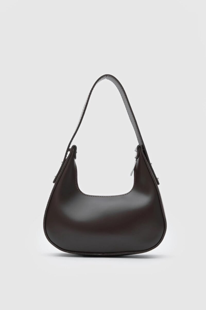 Gisou Brown - Image 2
