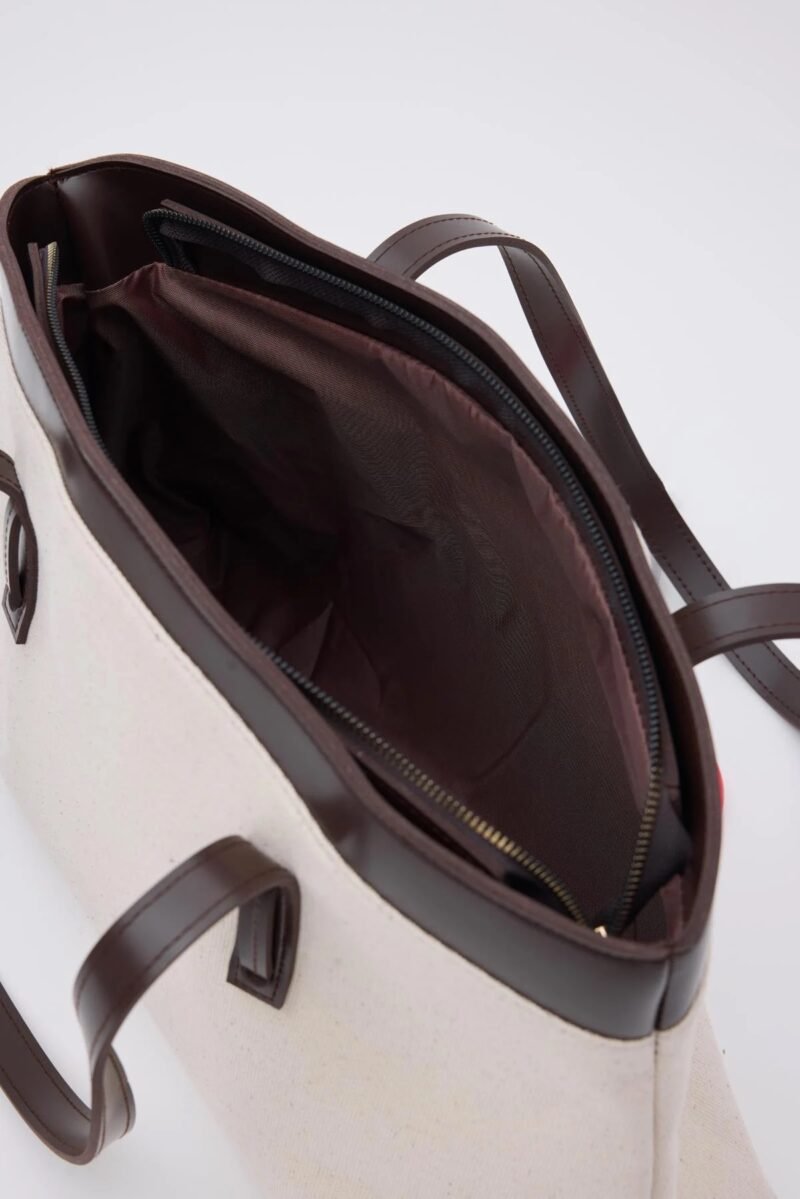 Iris Canvas Brown - Image 5