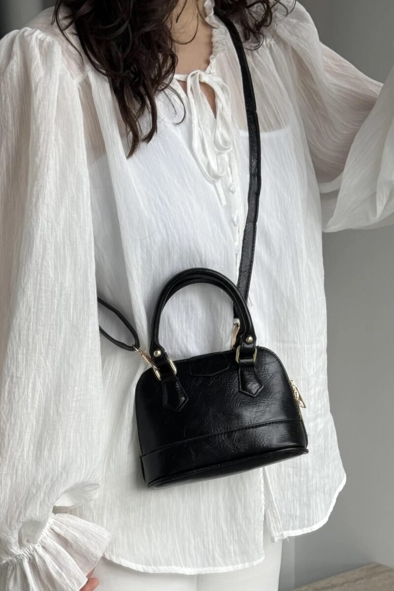 Coco Black - Image 4
