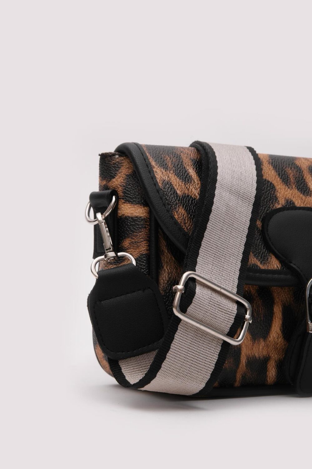 Martina Leopard