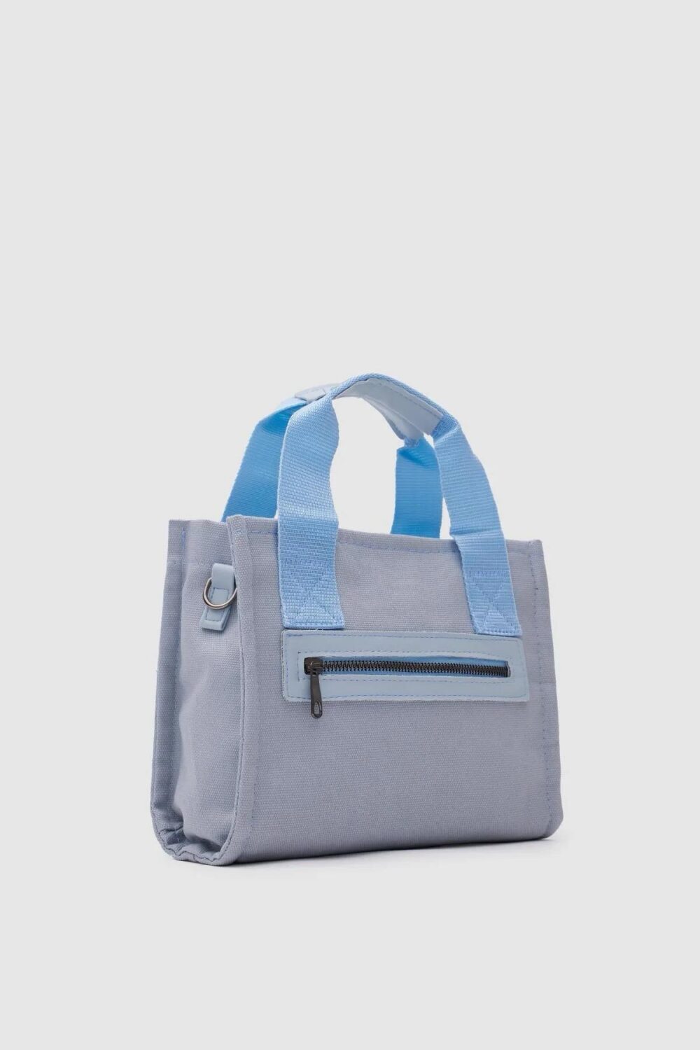 Elara Blue