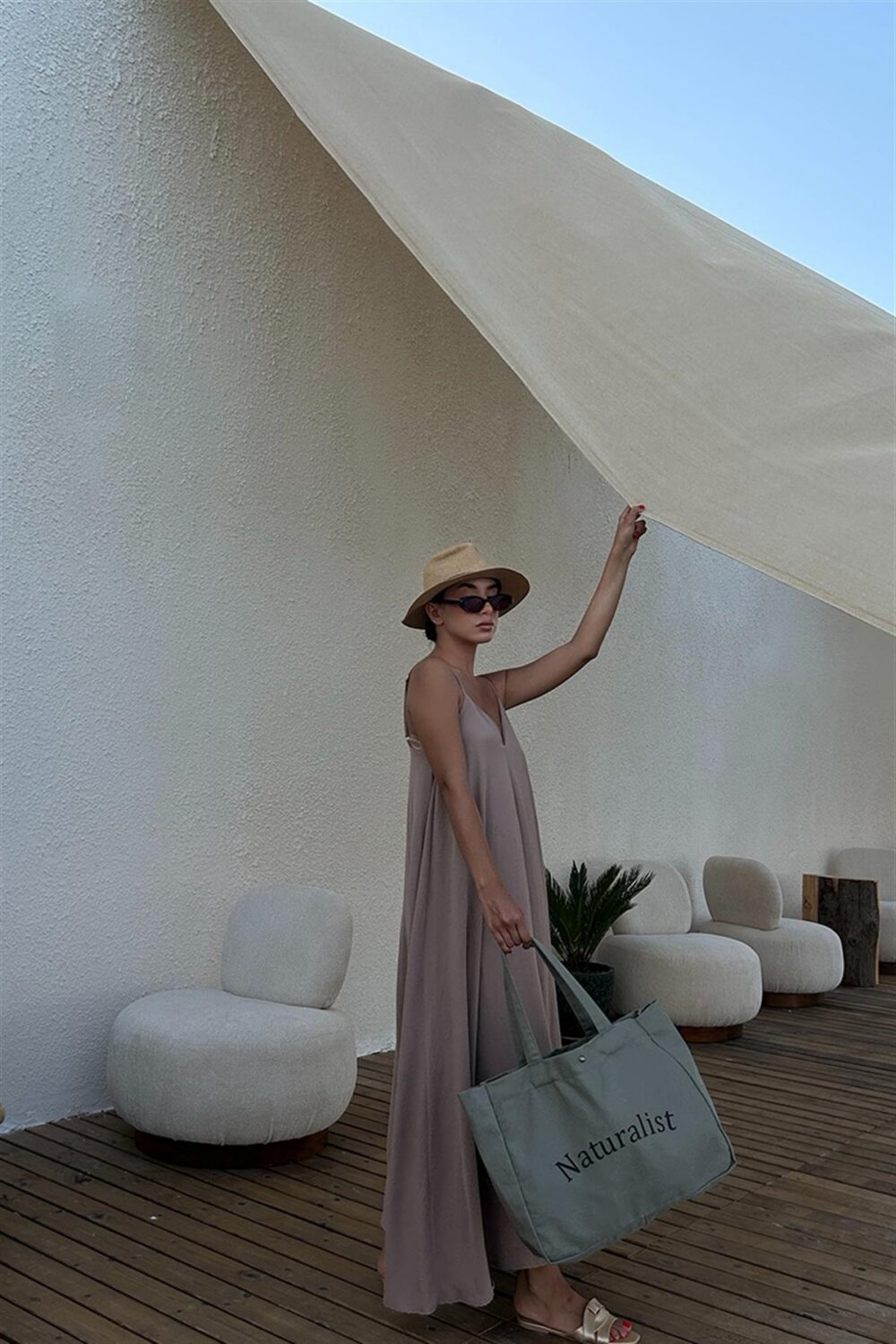 Naturalist Shopper Olive