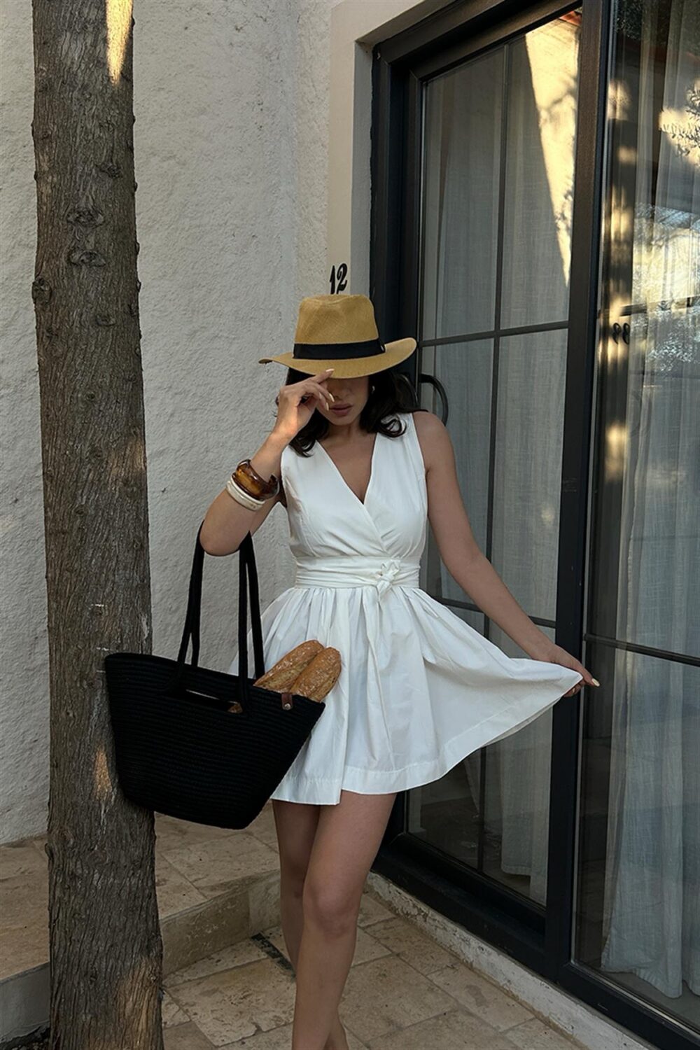 Roya Handmade Straw Black