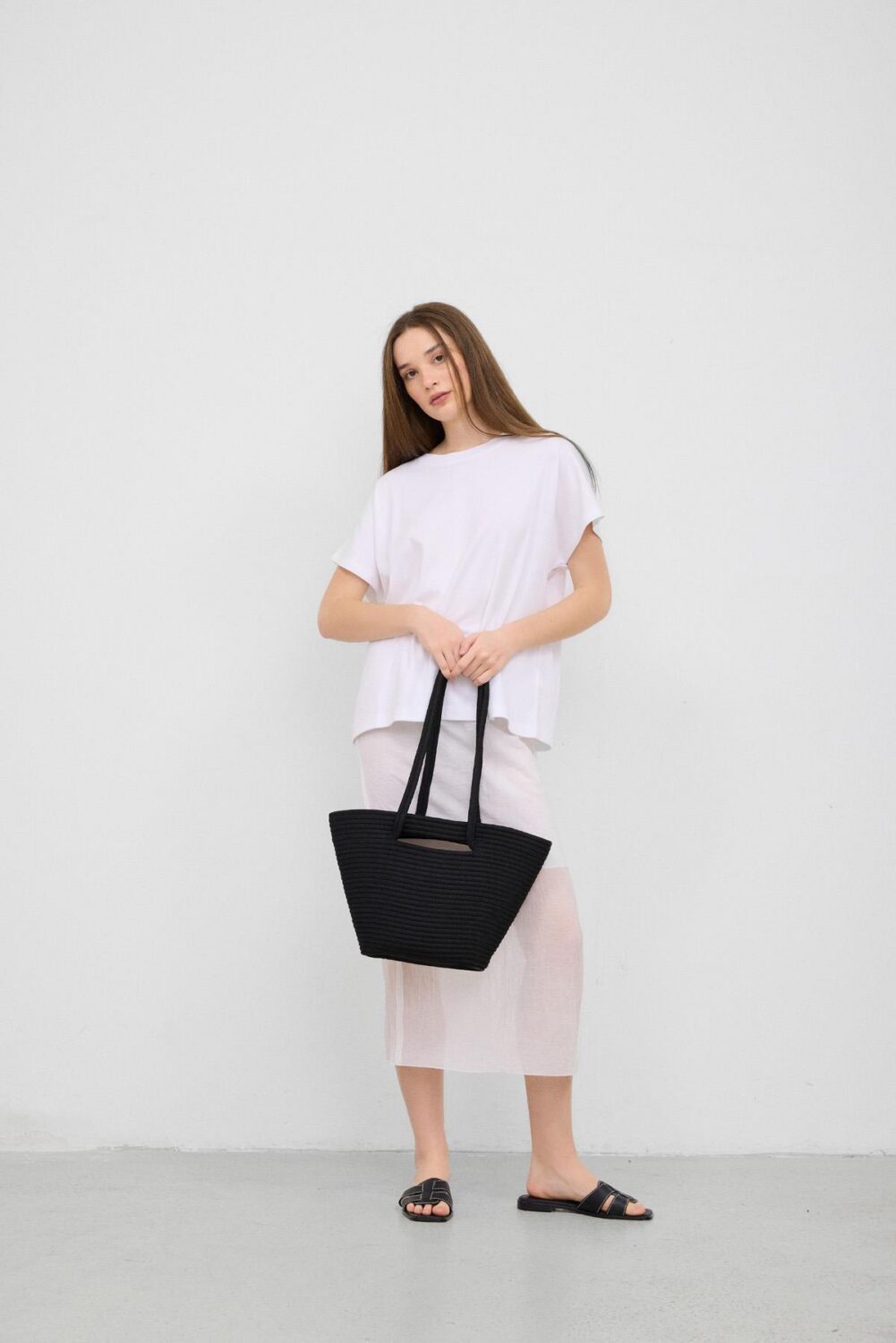 Roya Handmade Straw Black