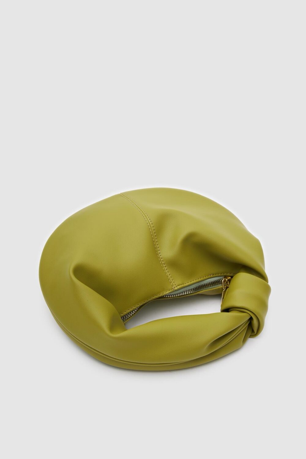Capsule Olive Green