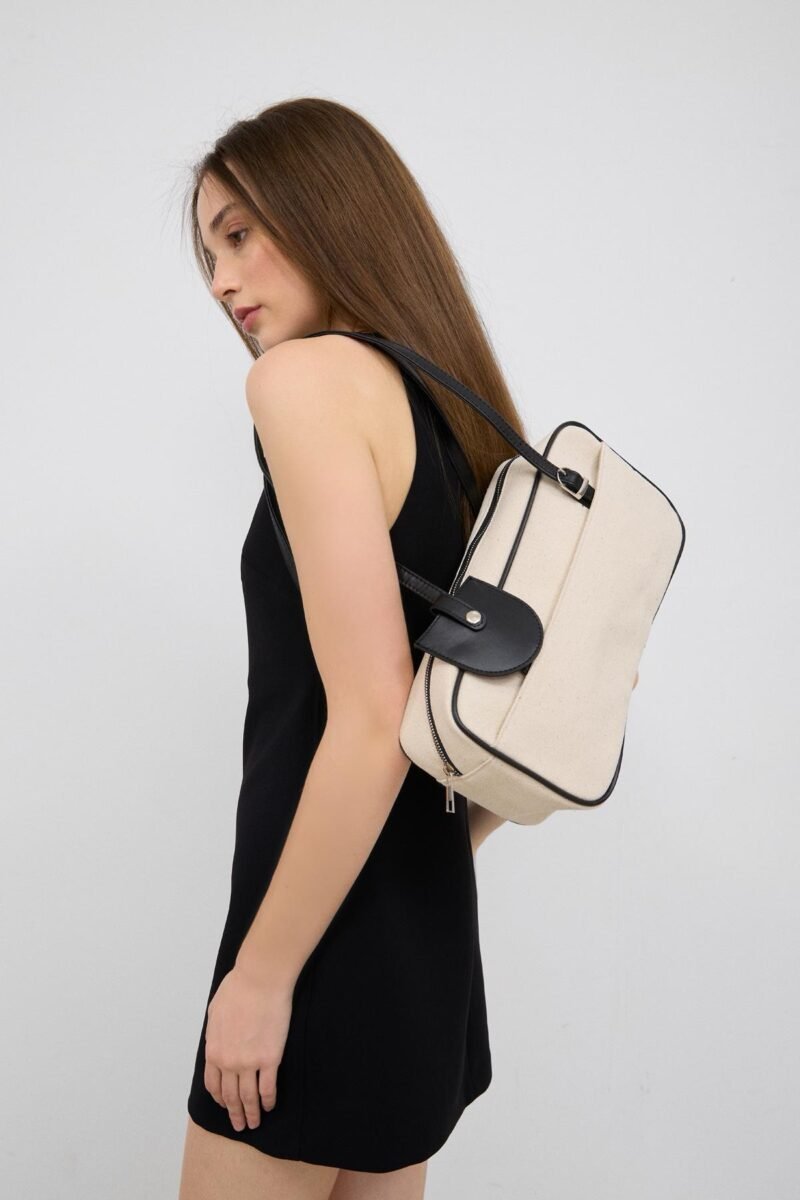 Clover Black - Image 2