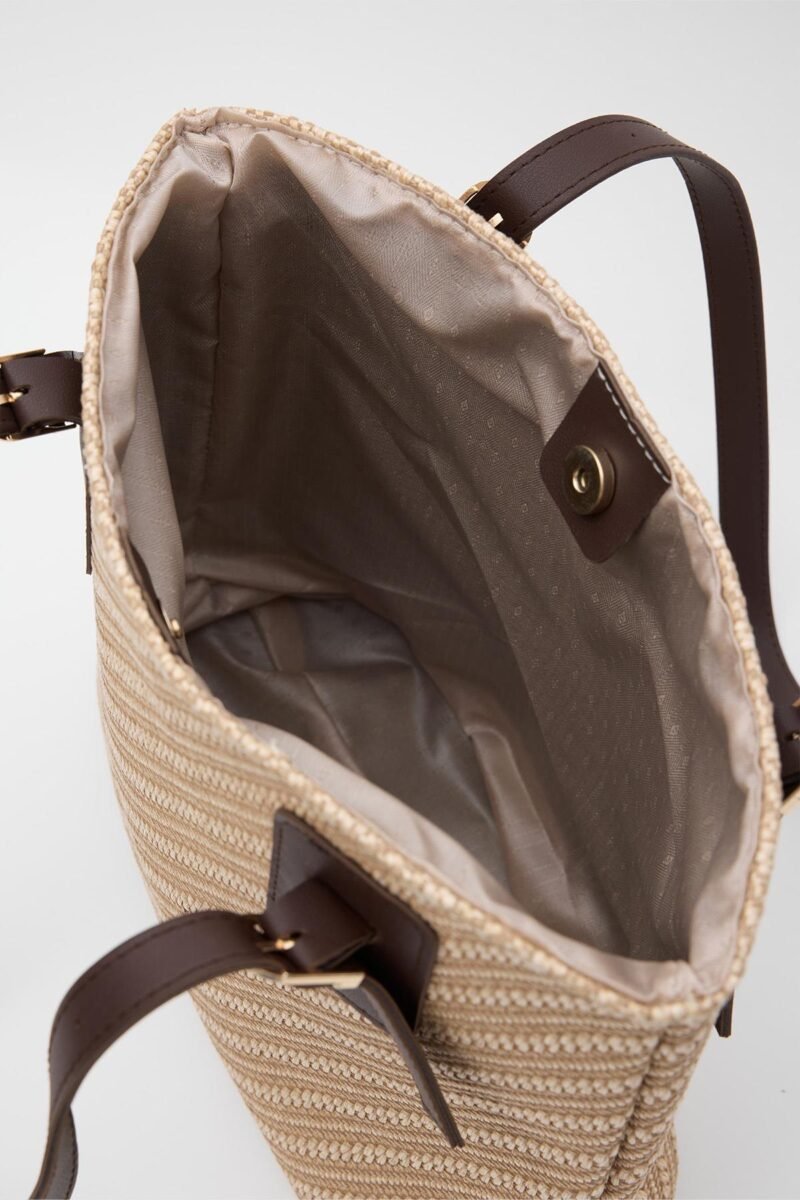 Aura Brown - Image 3