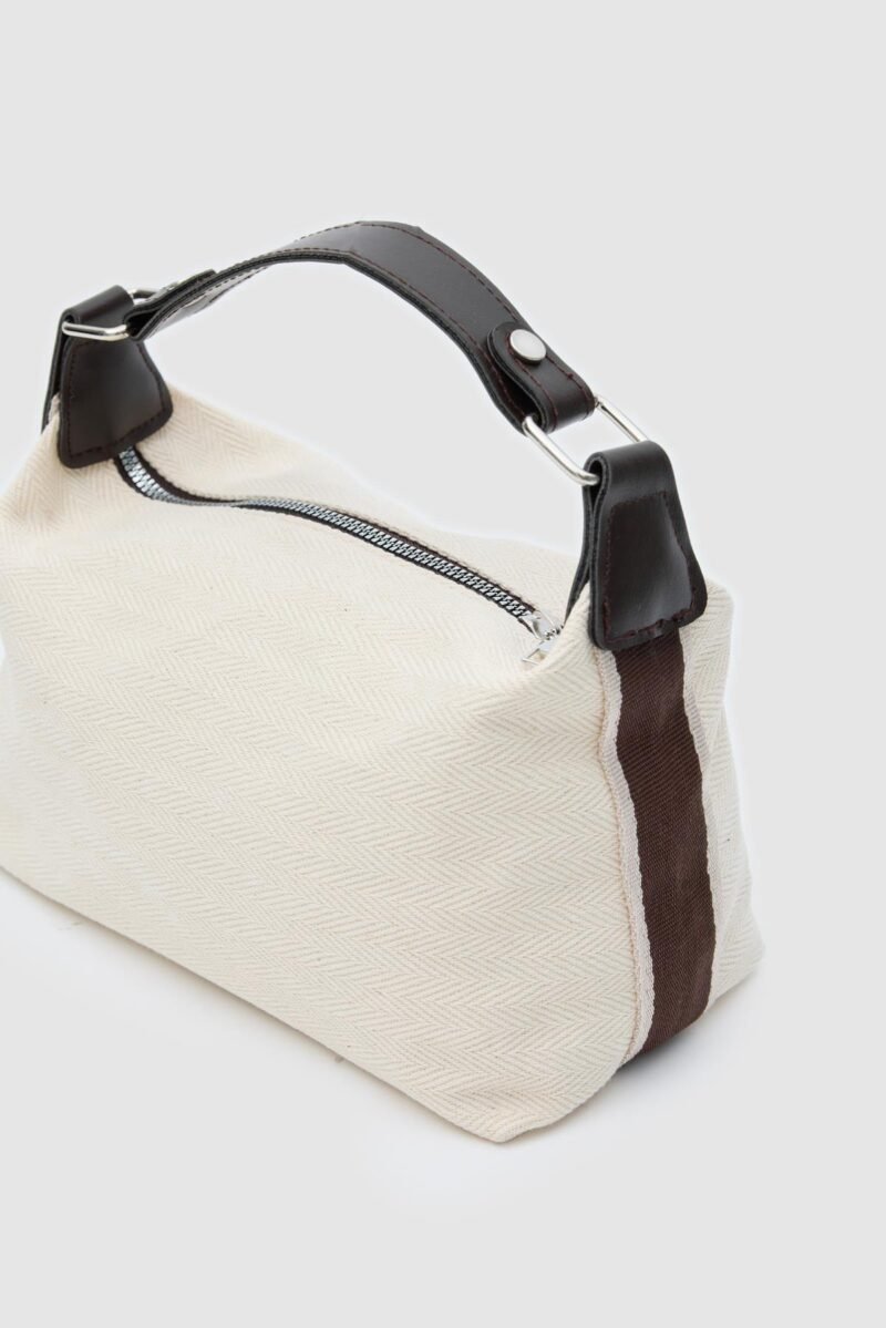 Axe Brown - Image 5