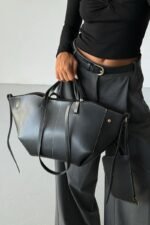 Modena Black