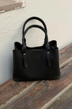 Lark Black
