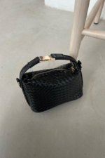 Claude Woven Black