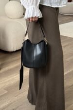 Elsy Black