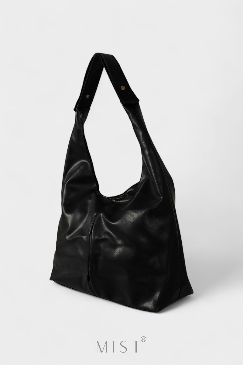 Dione Black - Image 4