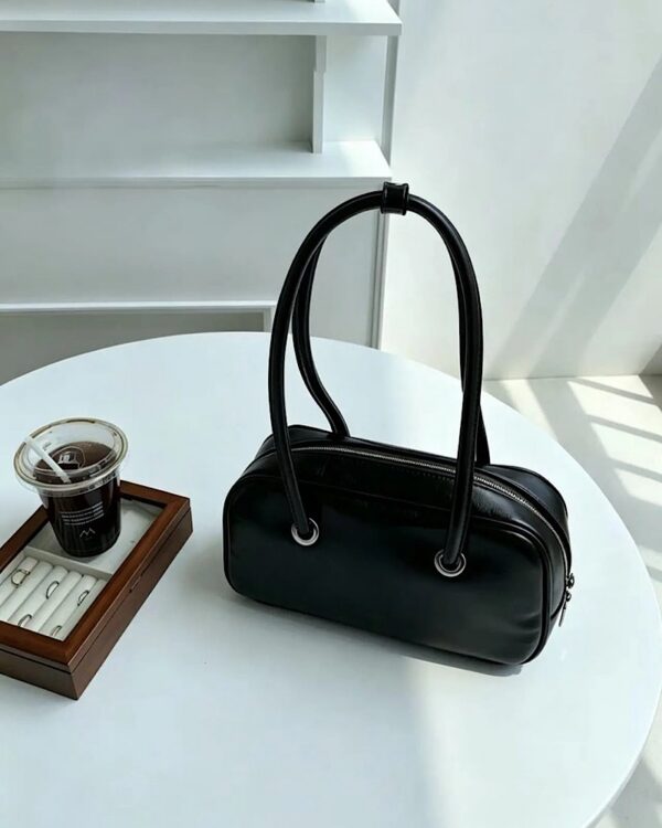 Echo Black