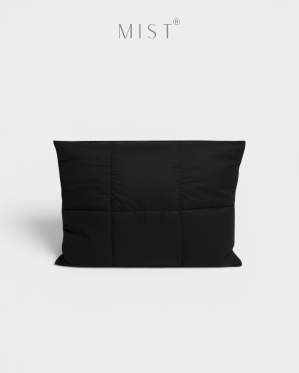 Float Magnetic Laptop Sleeve Black