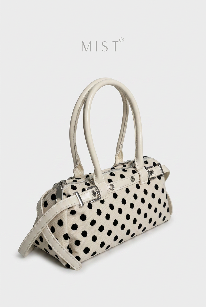 Toy Canvas Polka – White