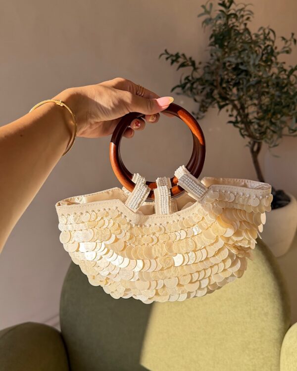 Signature Shell Ring-Handle