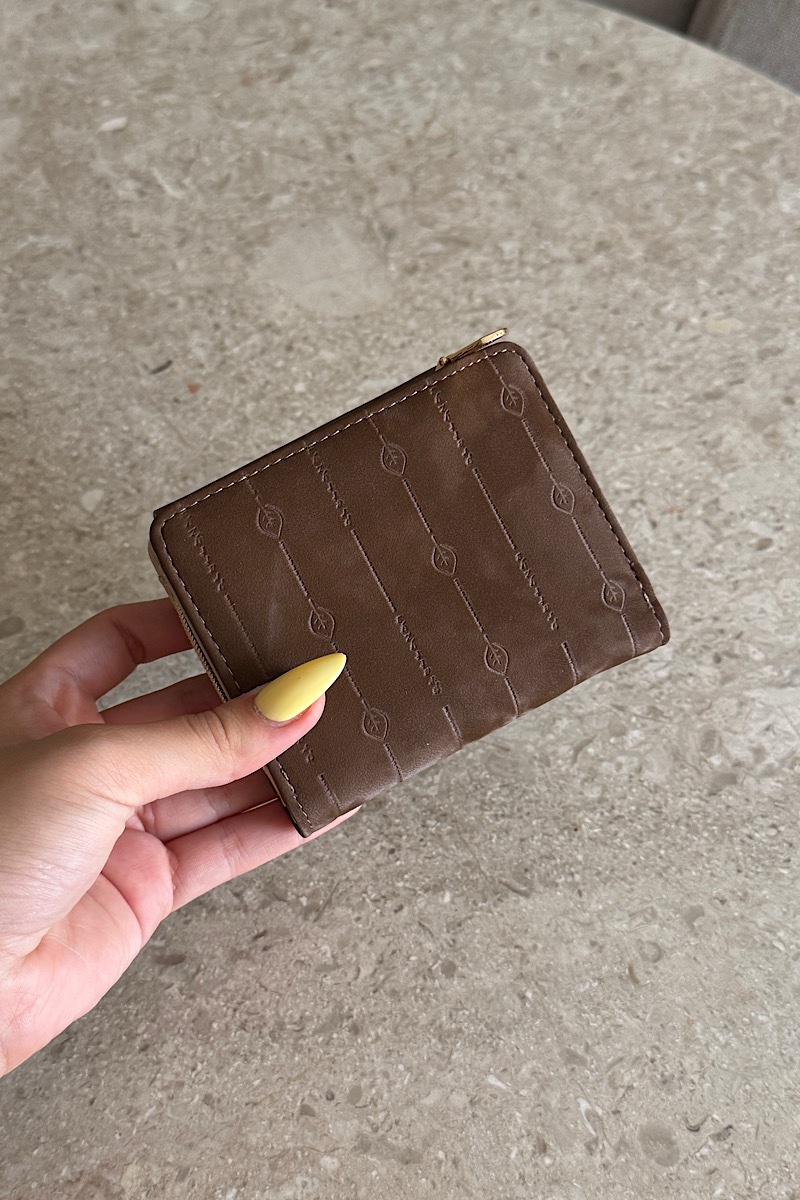 Ossy – Brown