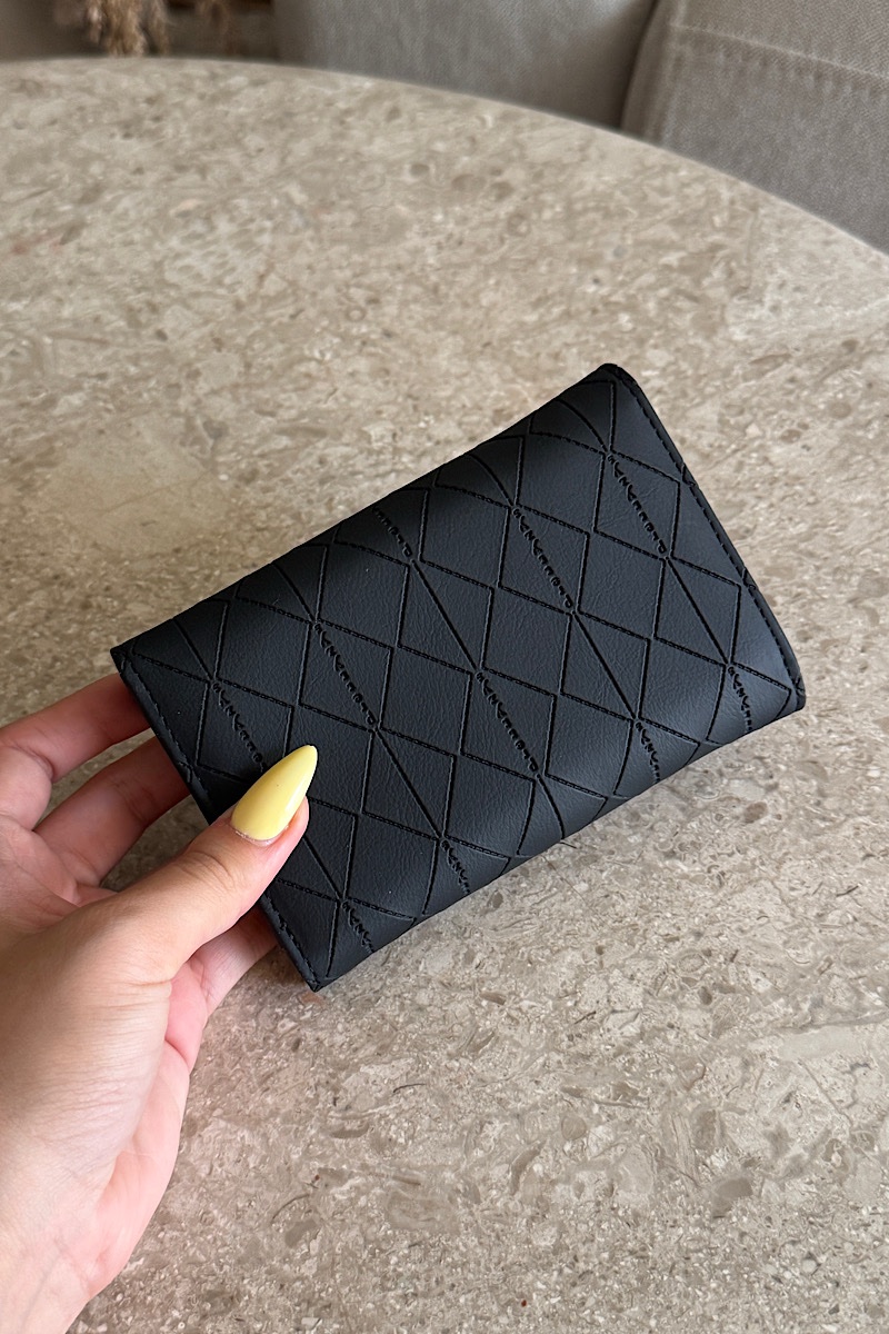 Nellie Medium – Black